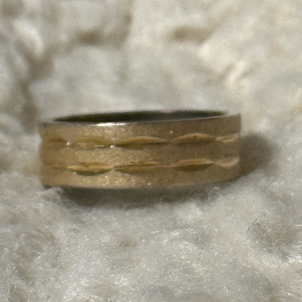 Uncas Stamped Size 7 Vintage Ring